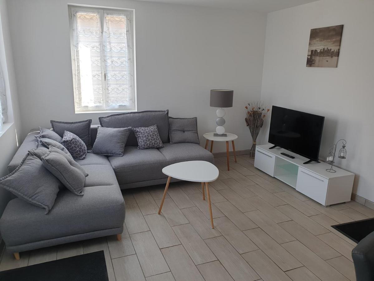"L'Etape Normande" Gite 70M2 Terrasse Terrain Clos 500 M2 3 Voitures Villa Grand-Couronne Exterior photo