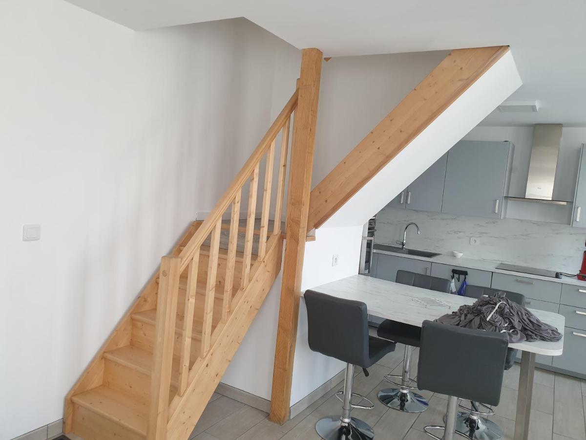 "L'Etape Normande" Gite 70M2 Terrasse Terrain Clos 500 M2 3 Voitures Villa Grand-Couronne Exterior photo